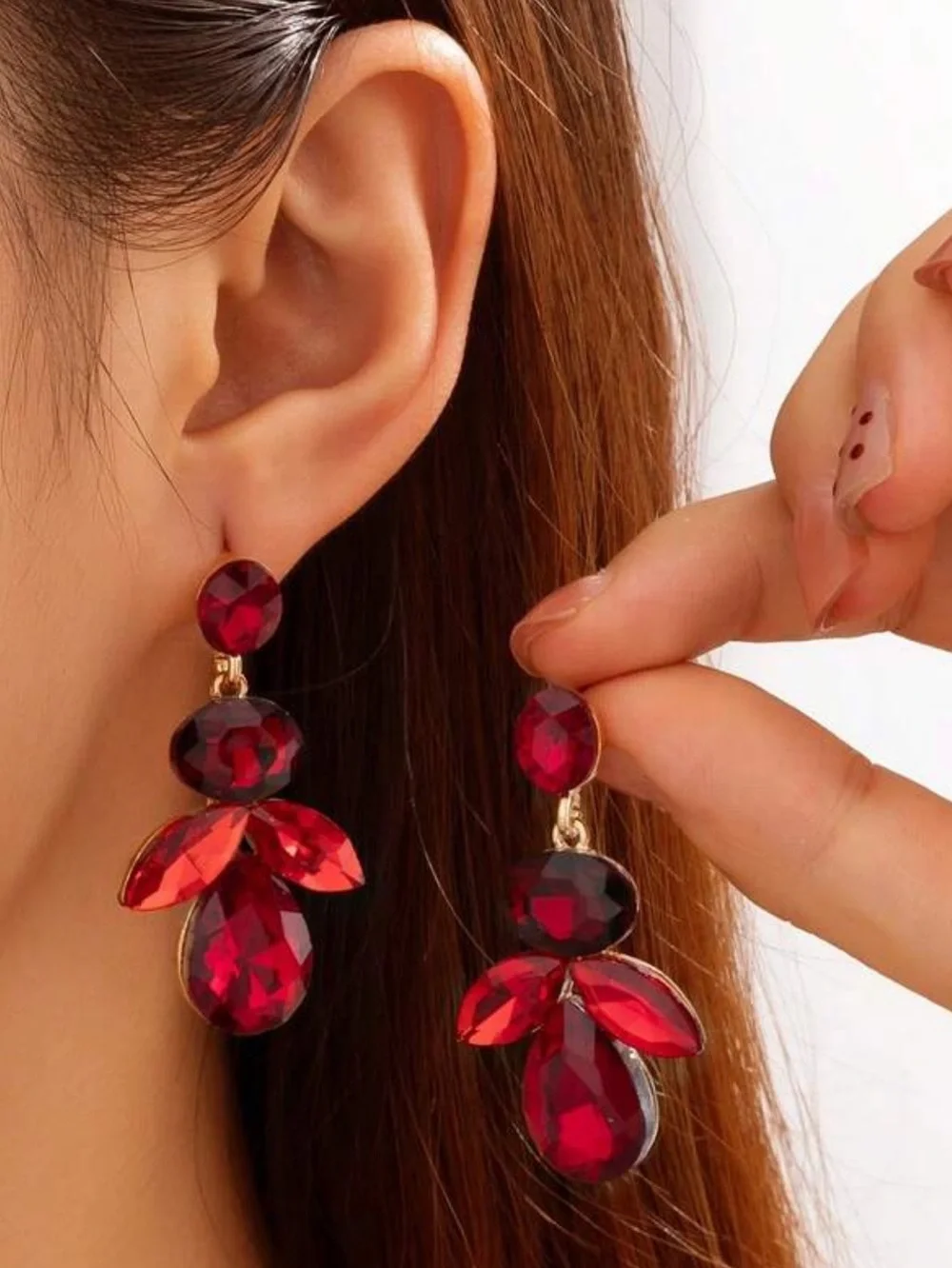 Elegant Red Teardrop Crystal Leaf Earrings